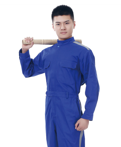 連體服
